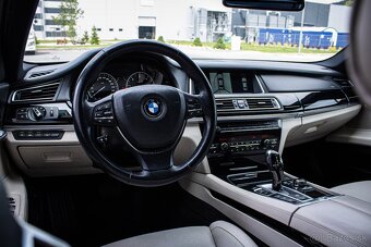 BMW 730d LCI xDrive, Soft-close, Webasto, Nové rozvody - 14