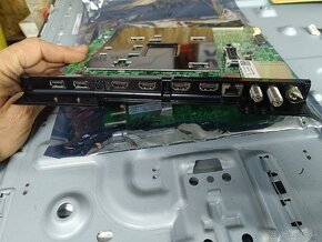 Náhradné diely na tv Samsung QE65Q77 - 14