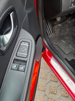 RENAULT CLIO  GRANDTOUR 1.2 2017 kúpene v SR - 14