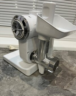 Bosch MUM 48CR1/05 kuchynský robot - 14