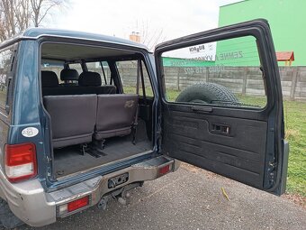 Predám Hyundai Galloper 2,5tdi Intercooler 4x4 - 14