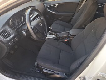 Volvo V40 Cross Country 2,0 D 88kW - 14