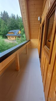 Strechy, prístrešky, altánky, balkóny - 14