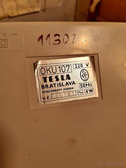 Funkční retro kalkulačka TESLA OKU107 z roku 1984 - 14
