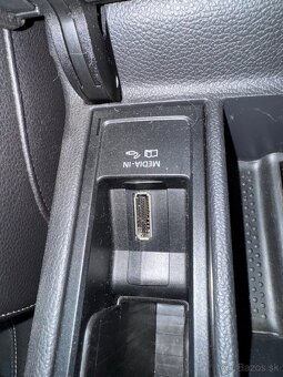 Volkswagen Scirocco 1,4 Tsi 90kw rv.6/2011 - 14