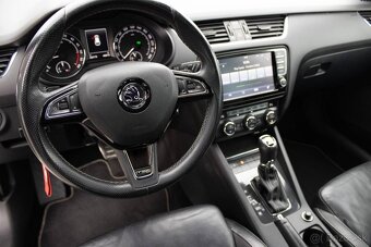 Škoda Octavia Combi 2.0 TDI DPF RS DSG - 14