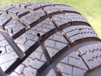 205/60 r16 zimne pneumatiky - 14