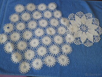 vyšívané a hačk obrusy  cibulak závesy zaclony - 14