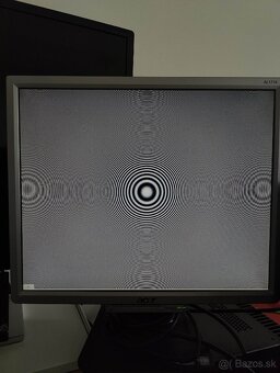 LCD monitor 17" 10 EUR - 14