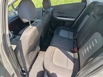 Kia Ceed SW 1.6 crdi 94kW Kúp. v SR, Aut. klima - 14