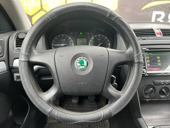 Škoda Octavia Combi - 14