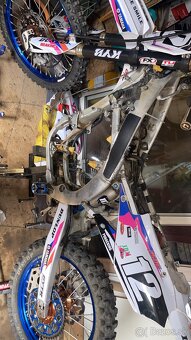 Yamaha yzf 250 - 14