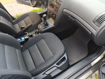 Octavia 2. Benzín, plyn(LPG) 1,6 - 14