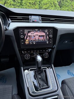 Volkswagen Passat Variant 2.0 TDI EVO Business DSG - 14