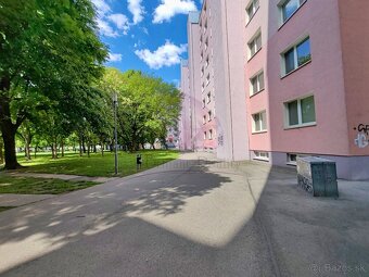 Slnečný trojizbový byt Estónska - 14