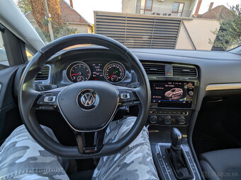 Volkswagen Golf 1.0 TSI 81 kW DSG R-Line Slovenské 48500 km - 14