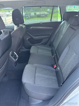 Škoda Octavia Combi 2.0 TDI SCR Style DSG - 14