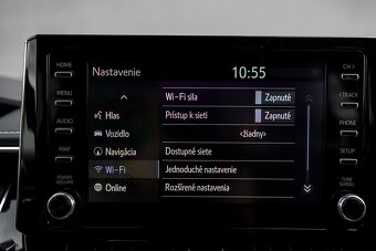 Toyota Corolla Combi 1.8 Hybrid 72kW e-CVT Executive 05/2021 - 14