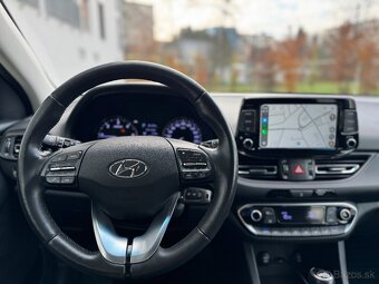 Hyundai i30 CW 2021, 1.6 CRDi Family, automat, DPH - 14