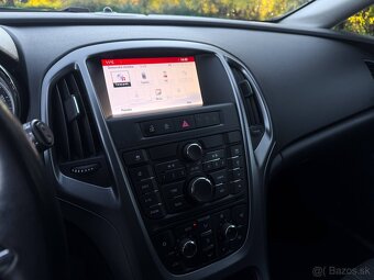 Opel Astra Sport Tourer ST 1.4 Turbo 120k,SK vozidlo - 14