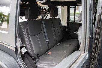 Jeep Wrangler Unlimited Rubicon 3.6 V6 LPG/Benzín - 14