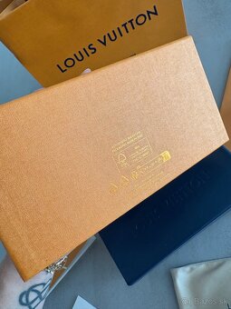 Louis Vuitton Moon Cat Eye Sunglasses Z1655W - 14