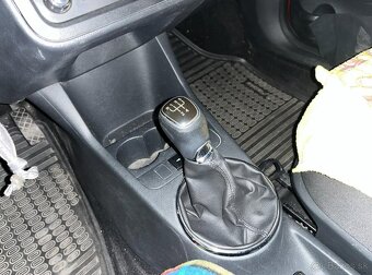 Škoda Fabia 1.4 benzín - 14