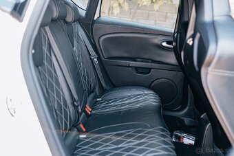 Seat Leon Cupra R300 - 14