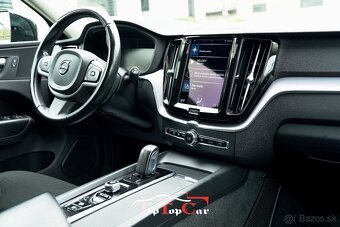 ⏩ Volvo XC60 B4 Momentum AWD A/T - 14