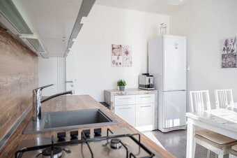 NOMA | TRNÁVKA - Veľkorysý rodinný DOM v obľúbenej časti Ruž - 14