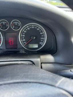 Volkswagen Passat 1.9 TDI Business - 14