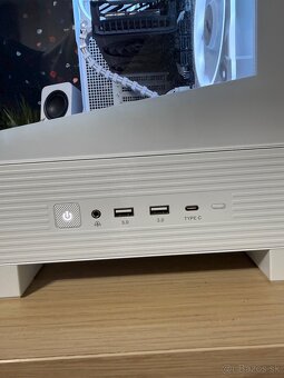 Herný PC Ryzen 5 5600, RX 6600 XT, 32gb RAM, 1TB SSD - 14