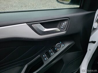 Ford Focus 1.5 TDCi EcoBlue Titanium - 14