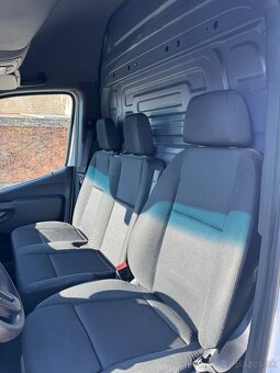 Mercedes Sprinter Vysoká výbava - 14