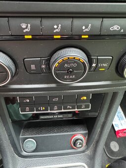 SEAT Alhambra FR 2.0Tdi panoráma 7M. MOŽNÁ VYMENA WEBASTO - 14