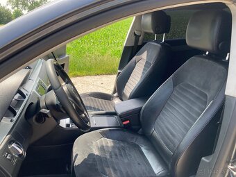 Volkswagen Passat 2.0 TDi, 103 kW, automat – rok 2012 - 14