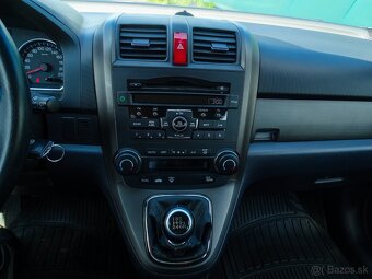 Honda CR-V 2.2 i-DTEC, 110kW, TOP STAV, GARÁŽOVANÉ - 14