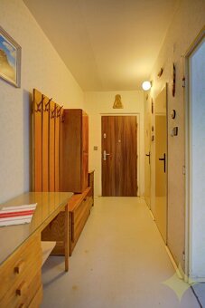 Na predaj, 3 izbový byt, ul. Dolná, Banská Štiavnica - 14