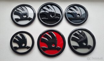 FAREBNY ZNAK SKODA - LOGO EMBLEM SKODA FAREBNE LAKOVANE - 14