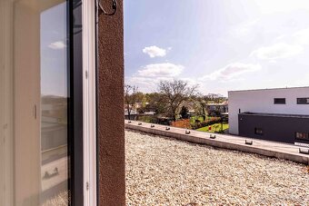 BEDES | novostavba 182m2, pozemok 659m2, 3x terasa, garáž - 14