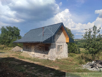 VÝRAZNE ZNÍŽENÁ CENA - Gazdovský dvor v príjemnom prostred - 14