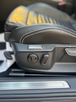 Volkswagen Passat B8 Facelift 2021 2.0 TDi - 14