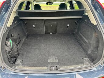 Volvo XC60 B5 Inscription AWD (diesel) - 14