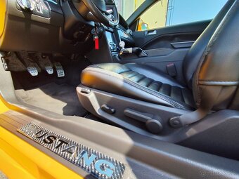 Ford Mustag GT 4,6 V8 - 14