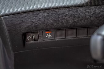 Peugeot 208 1.2 PureTech 55 kW 2023  38 500 km - 14