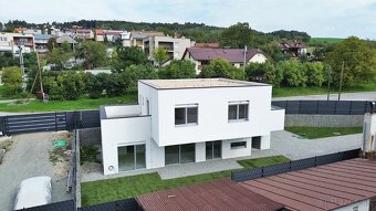 Kvalitná novostavba  5-i rodinného domu, 156 m², Hýľov - 14
