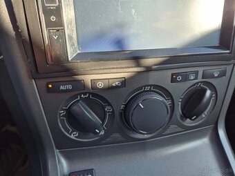 Opel Antara 2,4 i LPG - 14