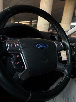 Ford Galaxy AT - 14