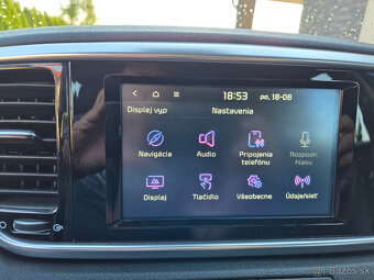 Kia Sportage 1.6 T-GDi Platinum 4WD Automat, TOP STAV - 14