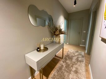 2-izbový luxusný apartmán s lodžiou, 91 m2, Albánsko - 14